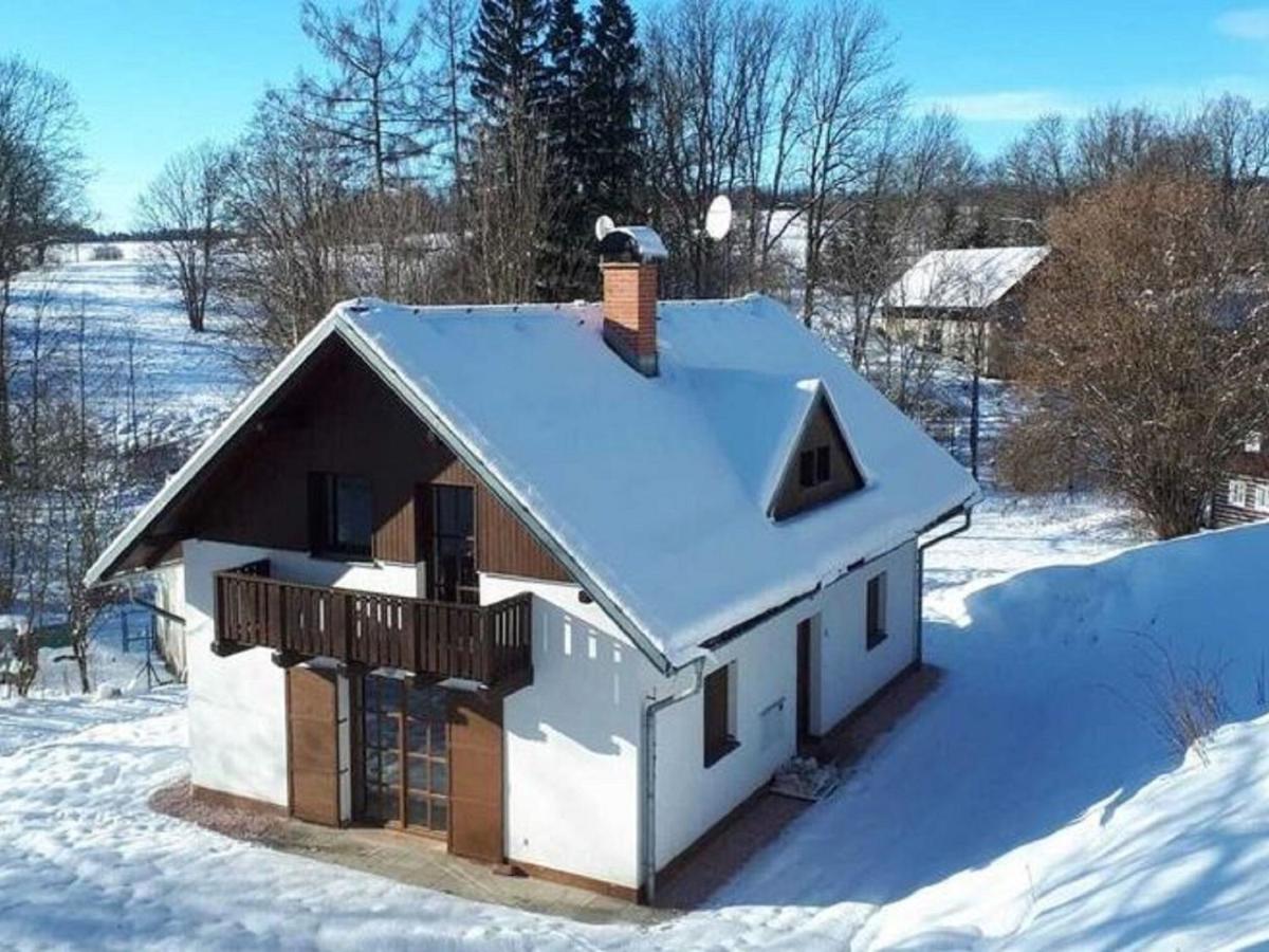 Cozy Chalet Near Ski Area In Javornik Rudnik Екстер'єр фото